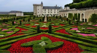 Castillos del Loira en Semana Santa desde Alicante