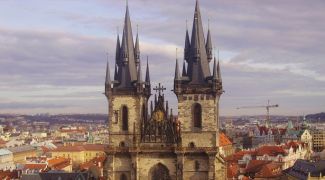 Praga en el puente de mayo