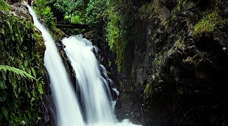 LES FONTS DEL LLOBREGAT I CASTELLAR DE N´HUG