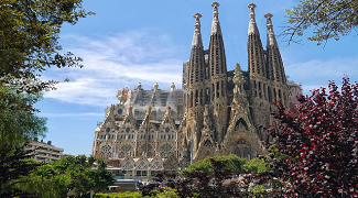 VISITA A LA SAGRADA FAMÍLIA