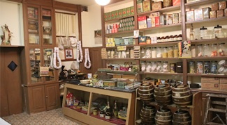 Botigues antigues a Calaf i Pinós